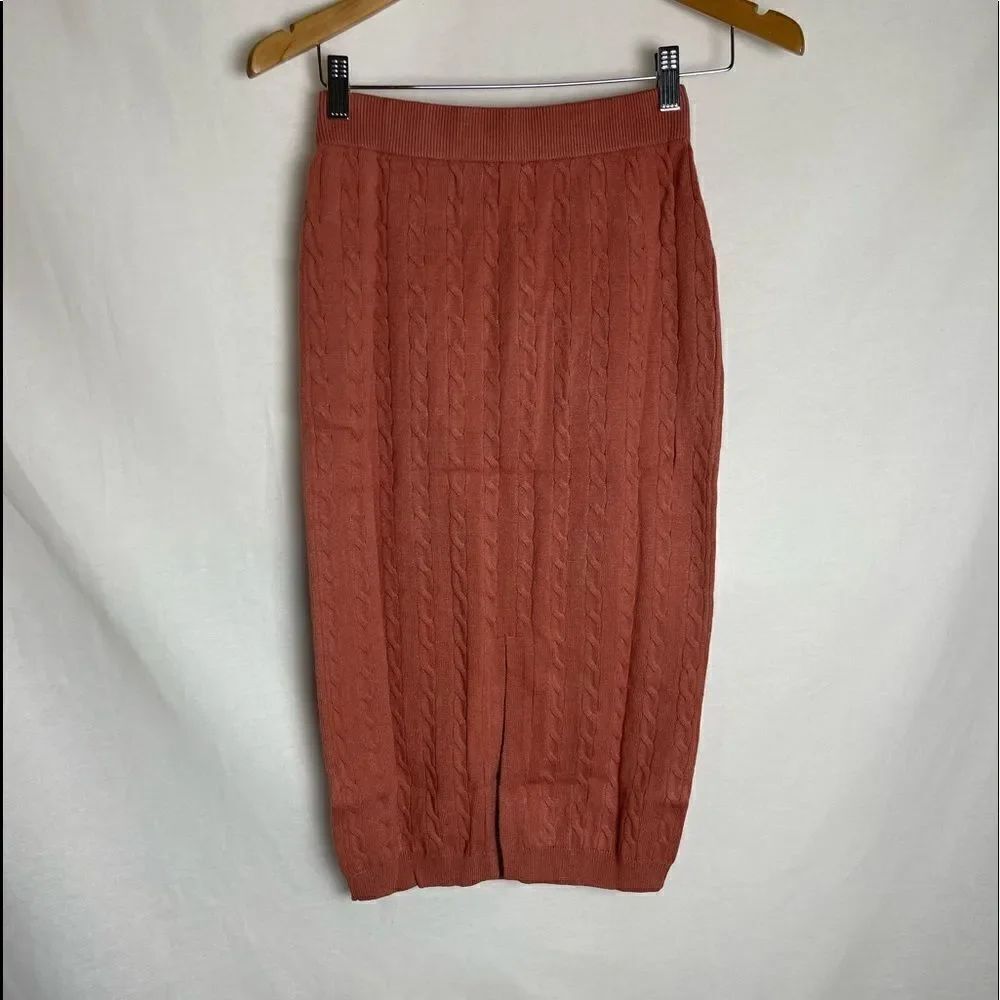 Cable Knit Skirt Set - Picture 9 of 15